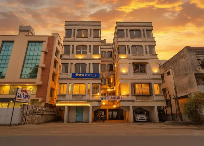 Fabhotel Raj Ratna - Nr Ashram Road